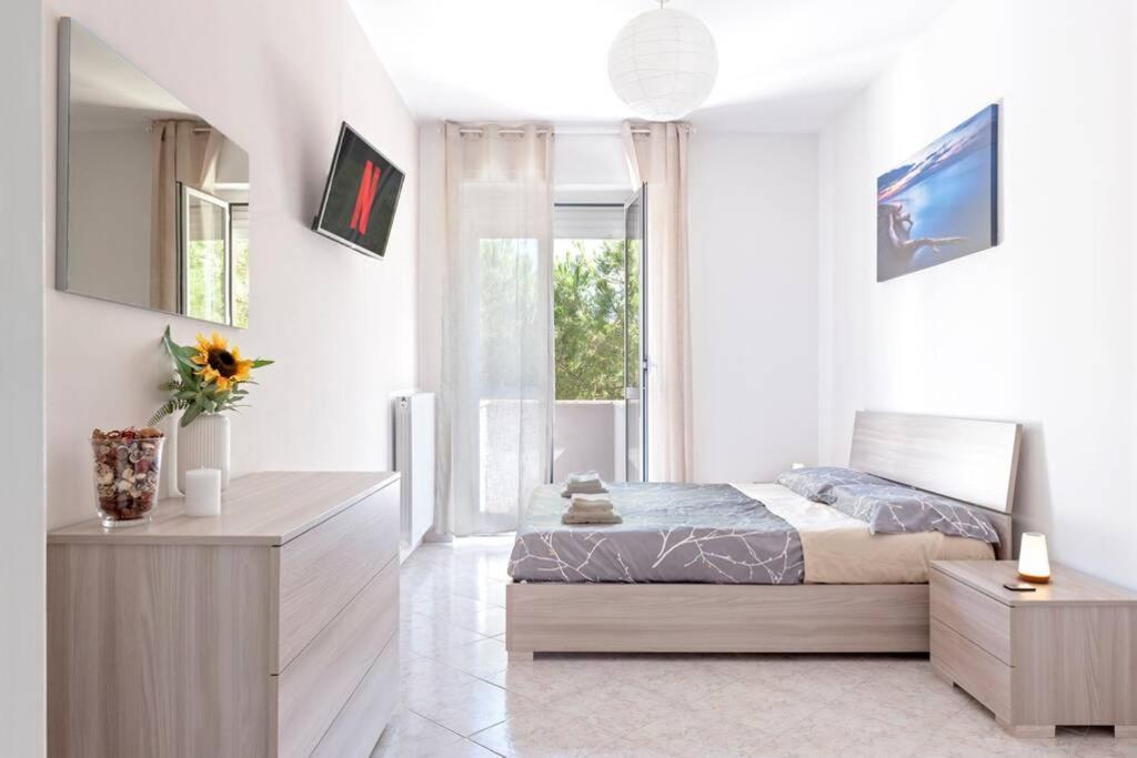 Free Parking Appartamento 5 Stelle Elegante Con Suite ลีวอร์โน ภายนอก รูปภาพ